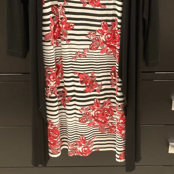 Alison Sheri Dress with attached Cardigan - Picture 2 of 6